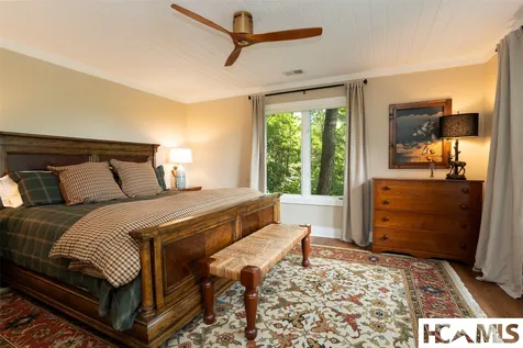 653 Country Club Drive Highlands NC 28741