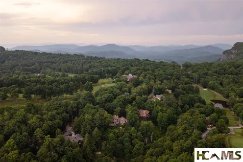 653 Country Club Drive Highlands NC 28741