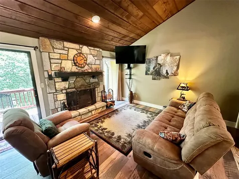 257 Meadow Way Sapphire NC 28774