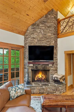 394 Rendezvous Ridge Cashiers NC 28717