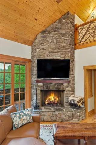 394 Rendezvous Ridge Cashiers NC 28717