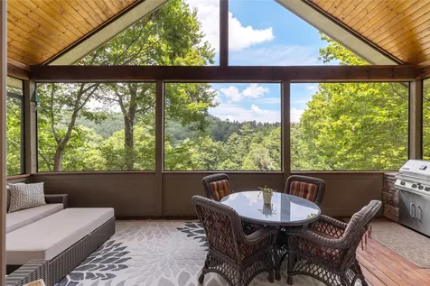 394 Rendezvous Ridge Cashiers NC 28717