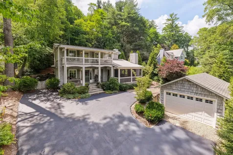 806 N 4th Street Highlands NC 28741