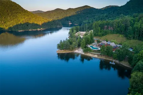 48 Allspice Court Tuckasegee NC 28783