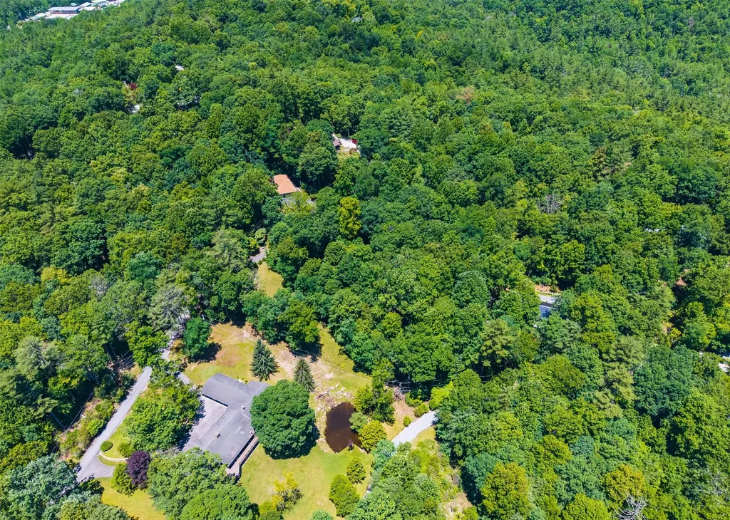 Lot 9f Round Hill Road Sapphire NC 28774