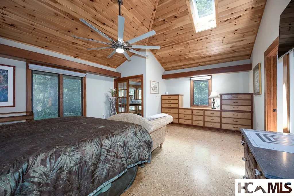 343 Round Hill Road Sapphire NC 28774