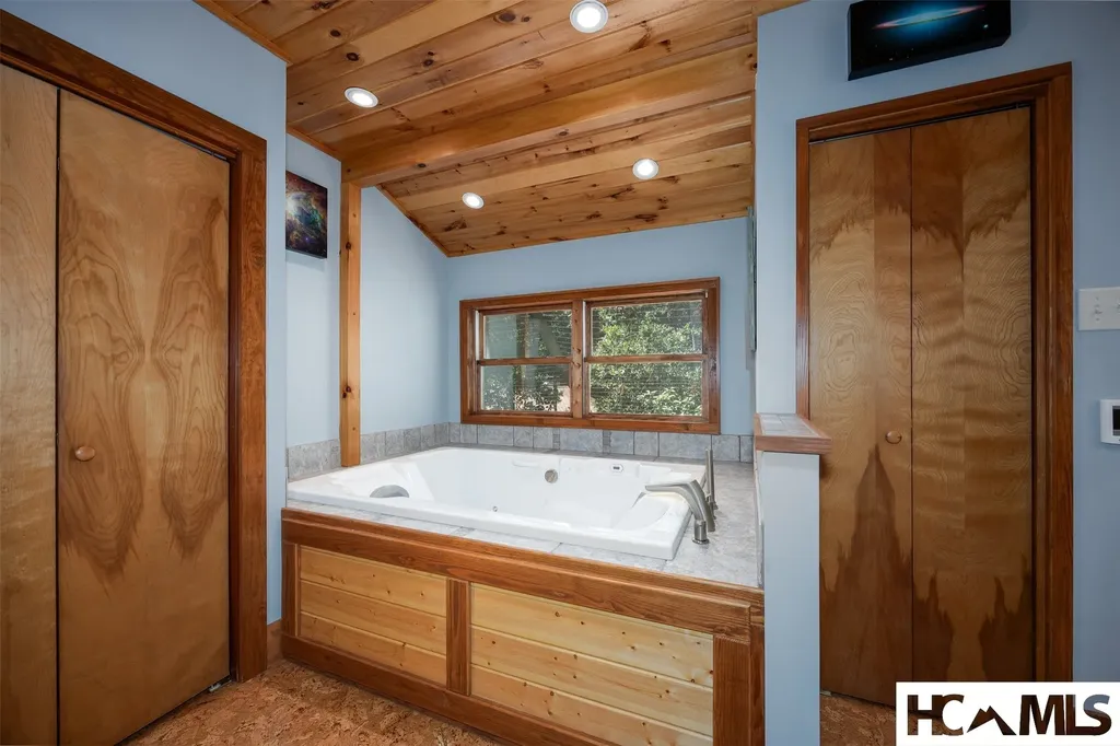 343 Round Hill Road Sapphire NC 28774