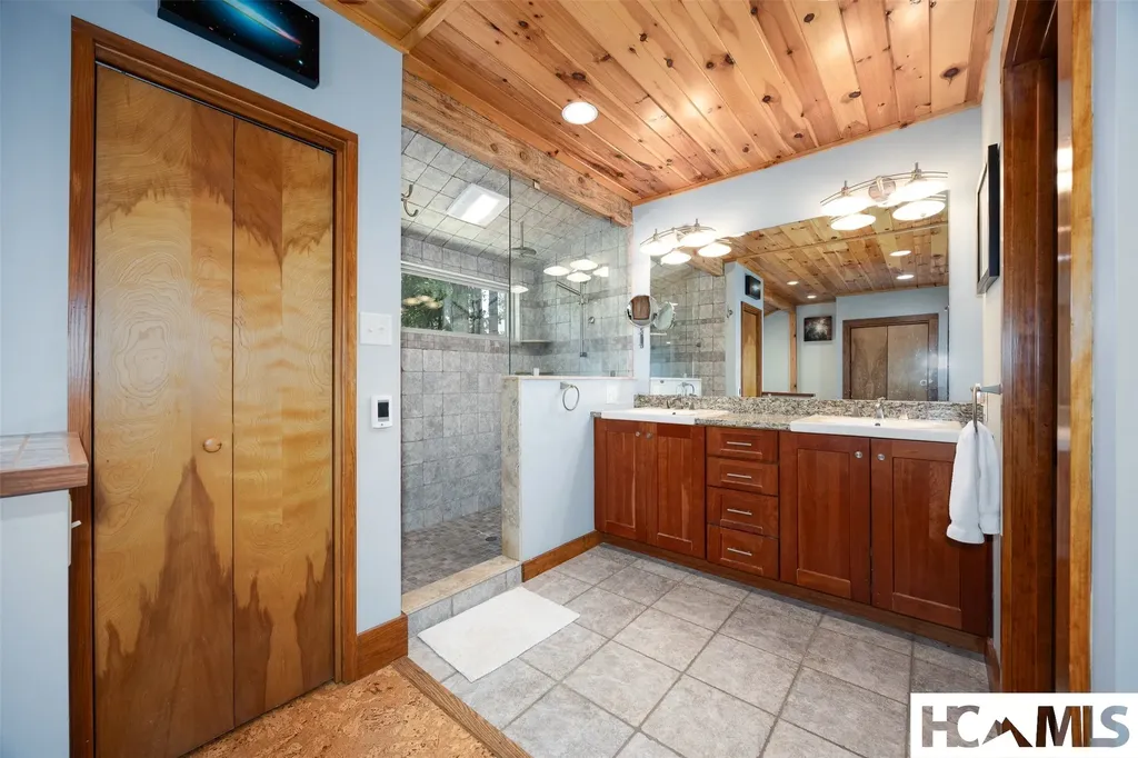 343 Round Hill Road Sapphire NC 28774