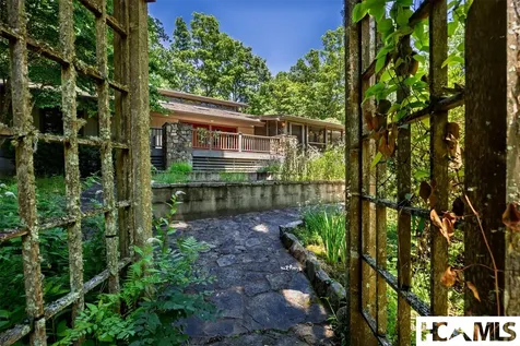 343 Round Hill Road Sapphire NC 28774