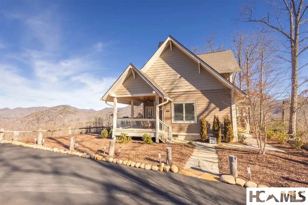 346 Birdymay Drive Tuckasegee NC 28783