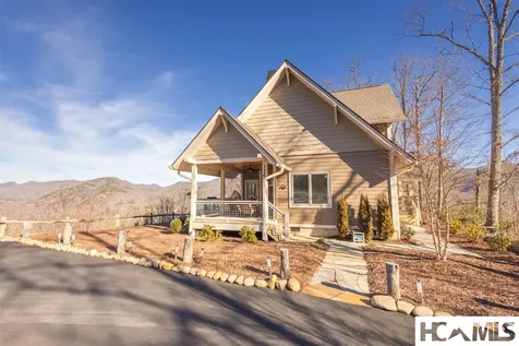 346 Birdymay Drive Tuckasegee NC 28783