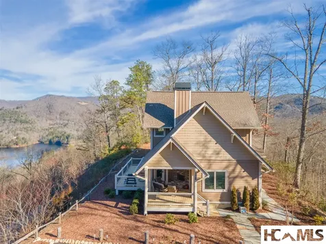 346 Birdymay Drive Tuckasegee NC 28783