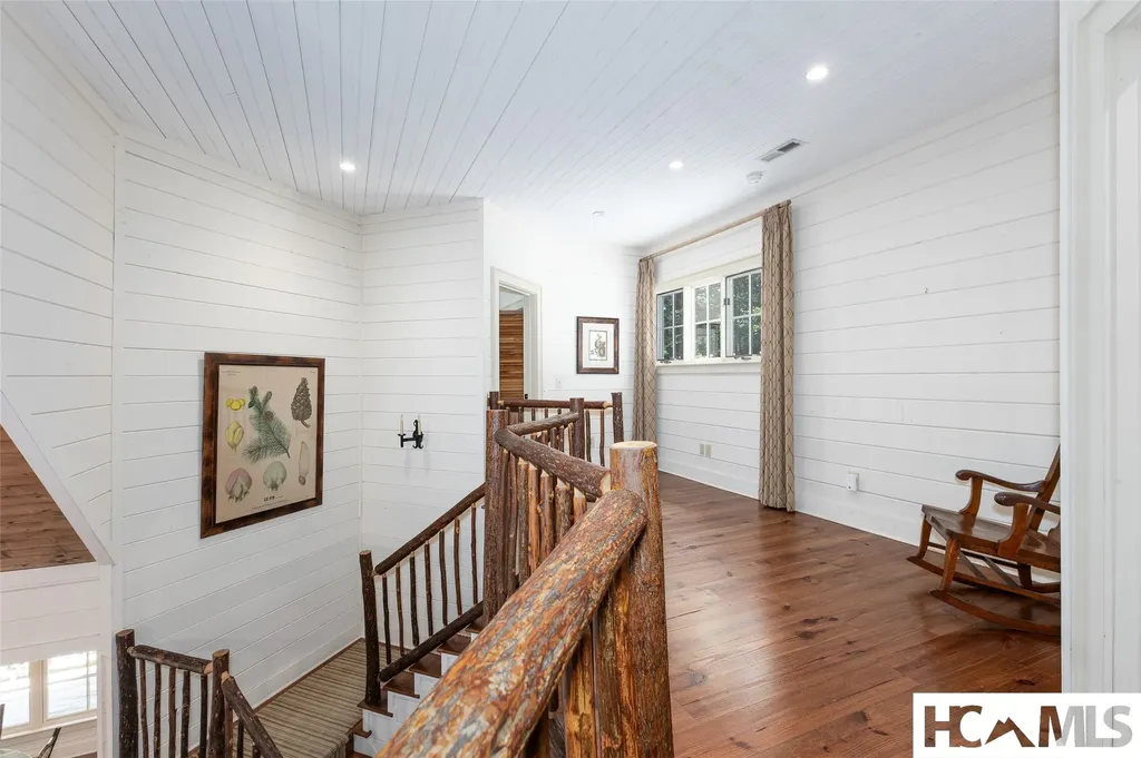 96 Mahalo Lane Cullowhee NC 28723