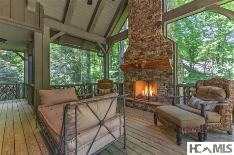 96 Mahalo Lane Cullowhee NC 28723