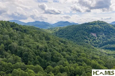 50/50B Winter Green Drive Glenville NC 28736