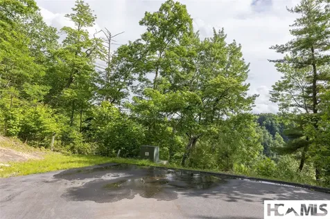 50/50B Winter Green Drive Glenville NC 28736