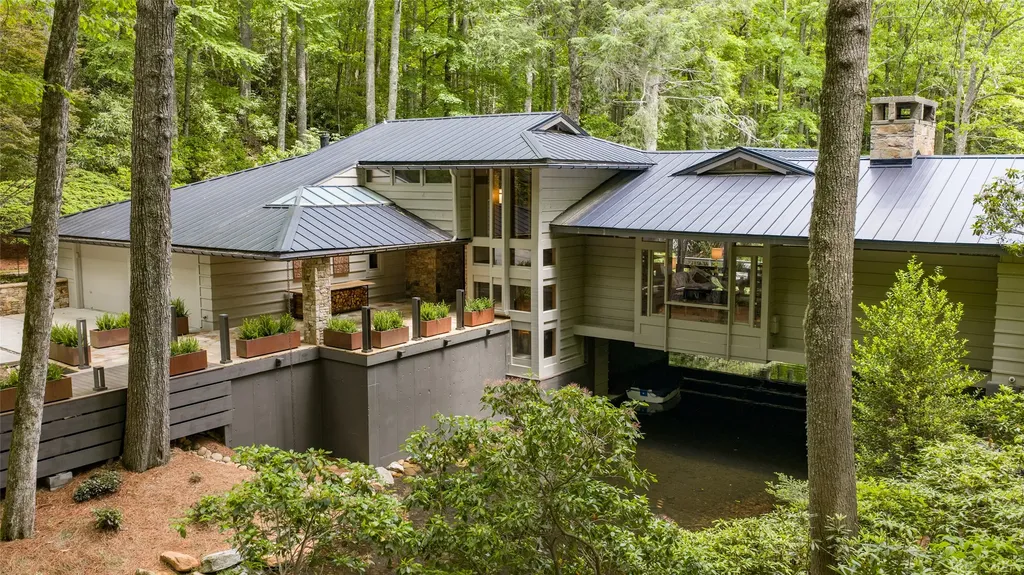81 Stillmont Circle Cashiers NC 28717