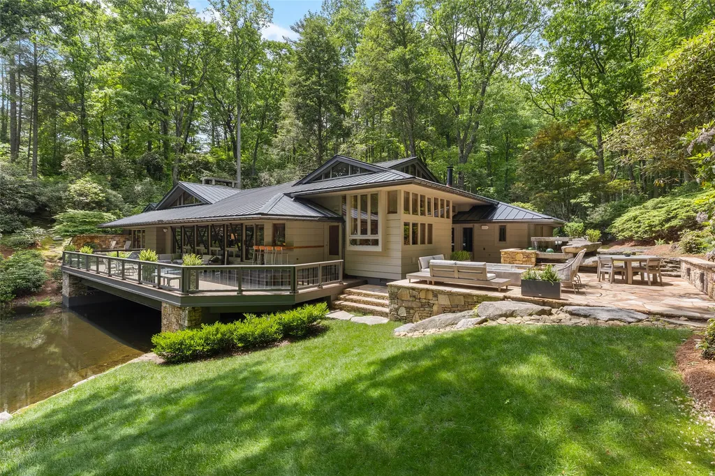 81 Stillmont Circle Cashiers NC 28717