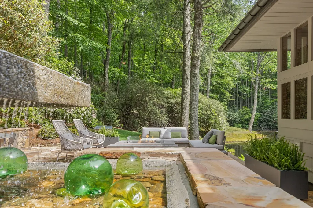 81 Stillmont Circle Cashiers NC 28717