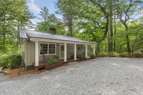 81 Stillmont Circle Cashiers NC 28717