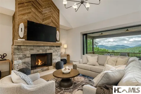 1106 Bridgestone Drive Glenville NC 28736