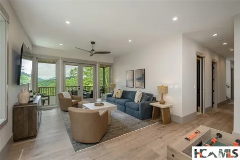 1106 Bridgestone Drive Glenville NC 28736