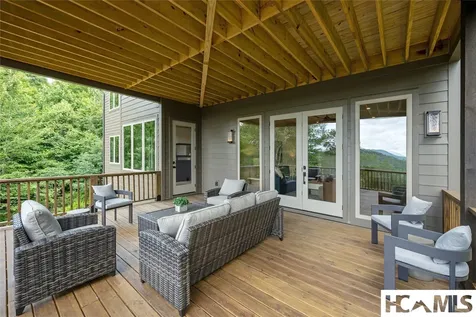 1106 Bridgestone Drive Glenville NC 28736