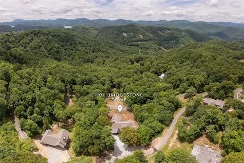 1106 Bridgestone Drive Glenville NC 28736