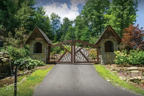1106 Bridgestone Drive Glenville NC 28736