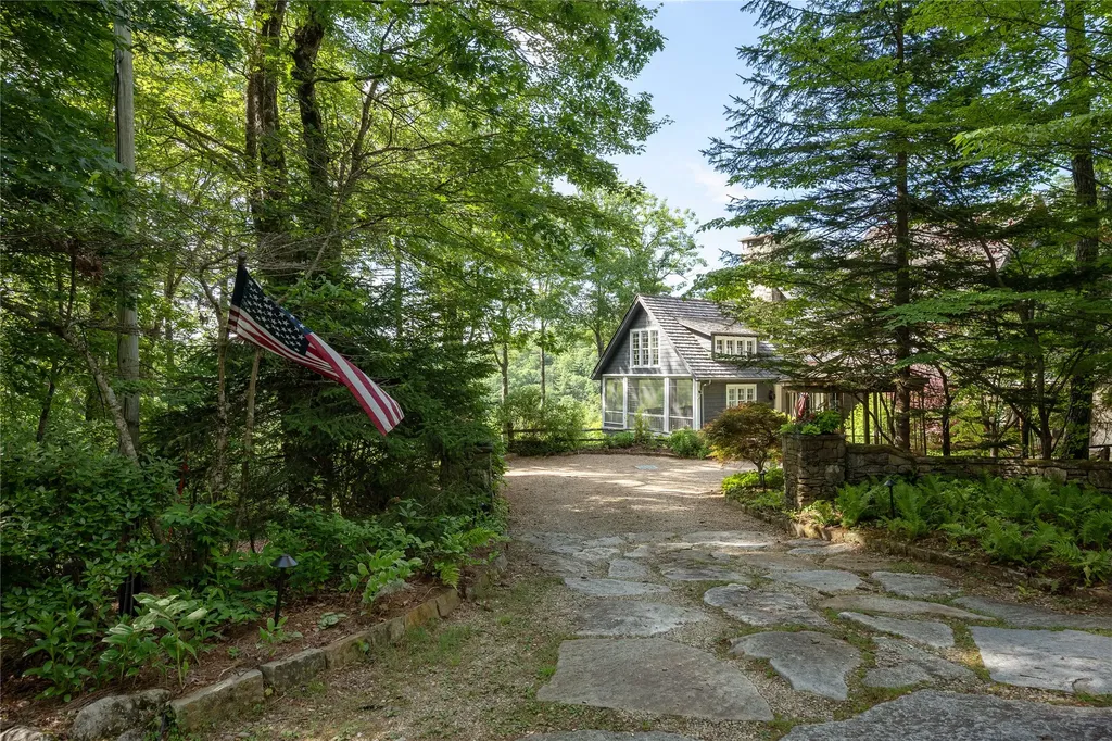 468 Gristmill Ridge Cashiers NC 28717