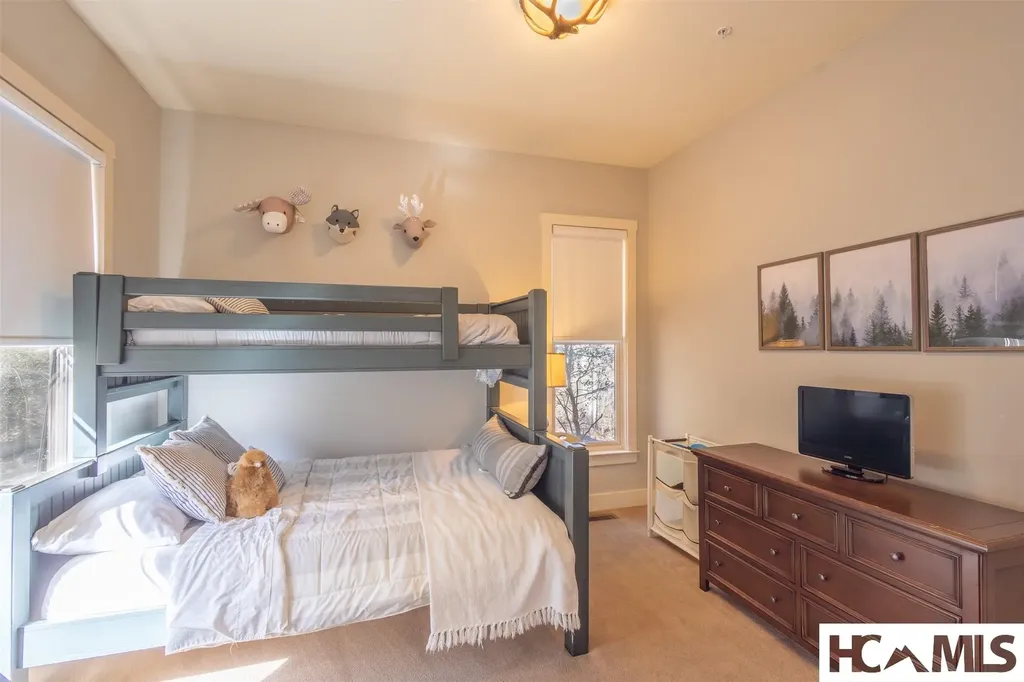 85 Southshore Drive Tuckasegee NC 28783
