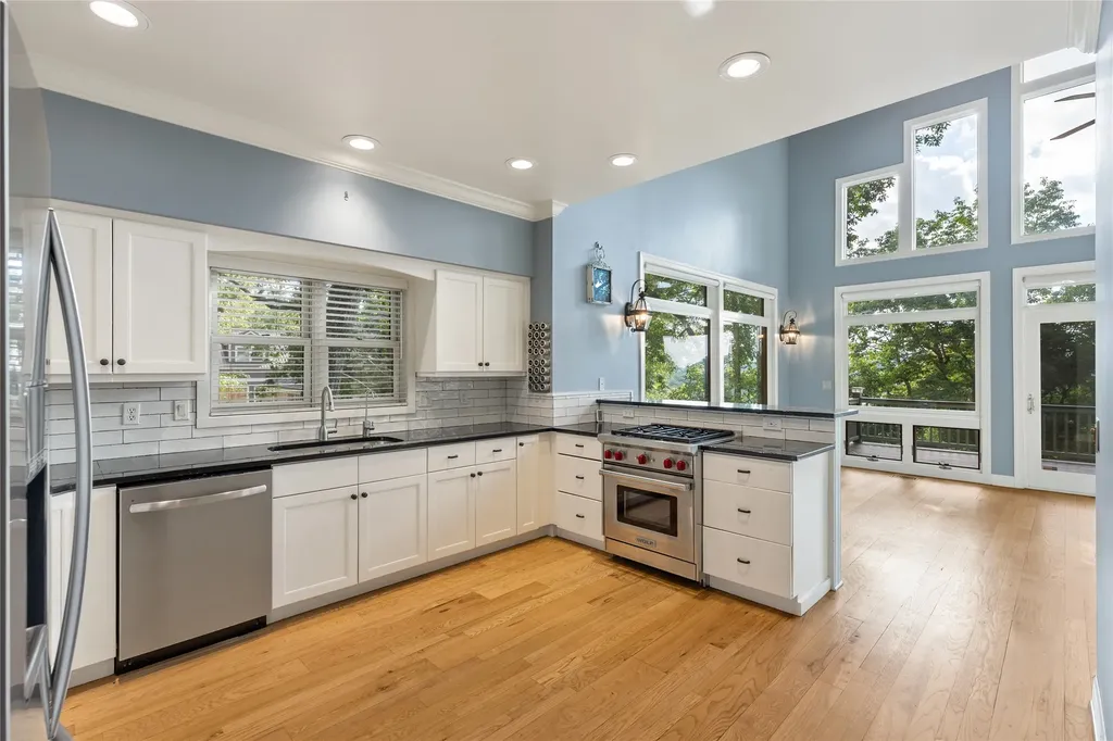 256 Vandora Lane Glenville NC 28736