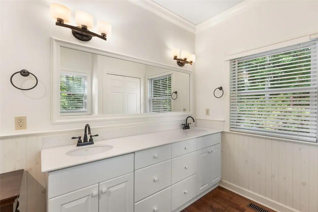 256 Vandora Lane Glenville NC 28736