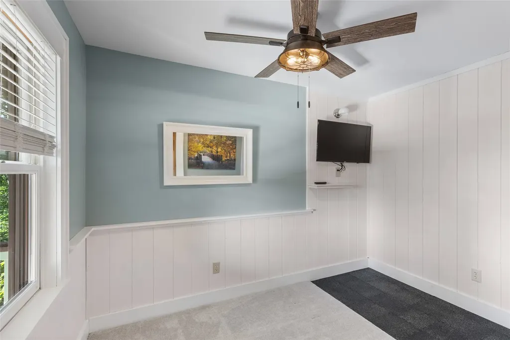 256 Vandora Lane Glenville NC 28736