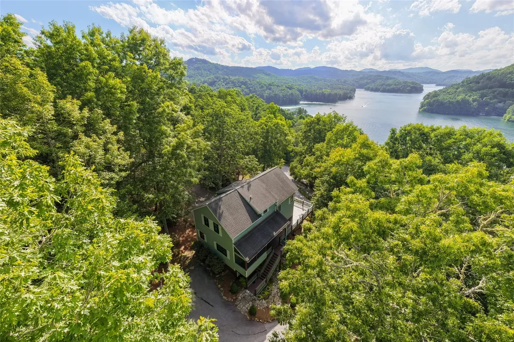 256 Vandora Lane Glenville NC 28736