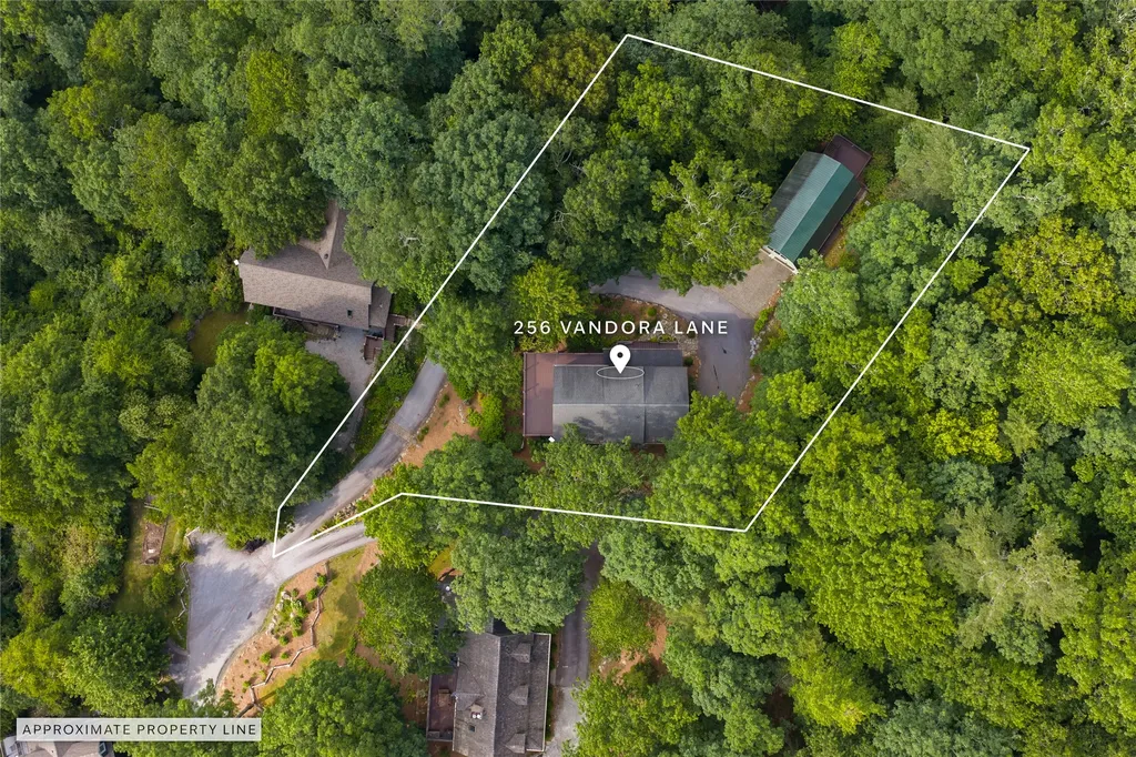 256 Vandora Lane Glenville NC 28736