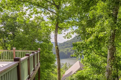 256 Vandora Lane Glenville NC 28736