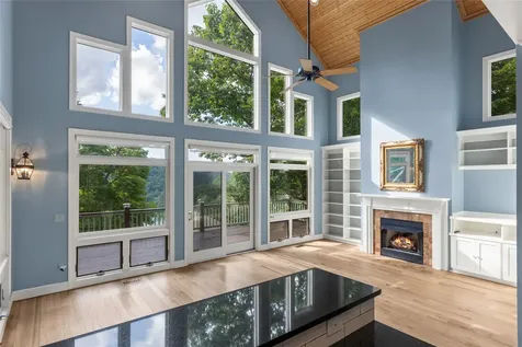 256 Vandora Lane Glenville NC 28736