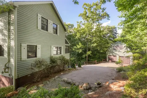 256 Vandora Lane Glenville NC 28736