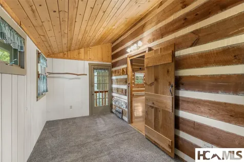 90 Laurel Heights Road Highlands NC 28741