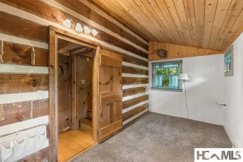 90 Laurel Heights Road Highlands NC 28741