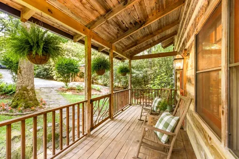 90 Laurel Heights Road Highlands NC 28741