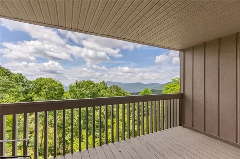 802 Vztop Road Highlands NC 28741