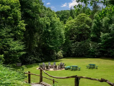 802 Vztop Road Highlands NC 28741