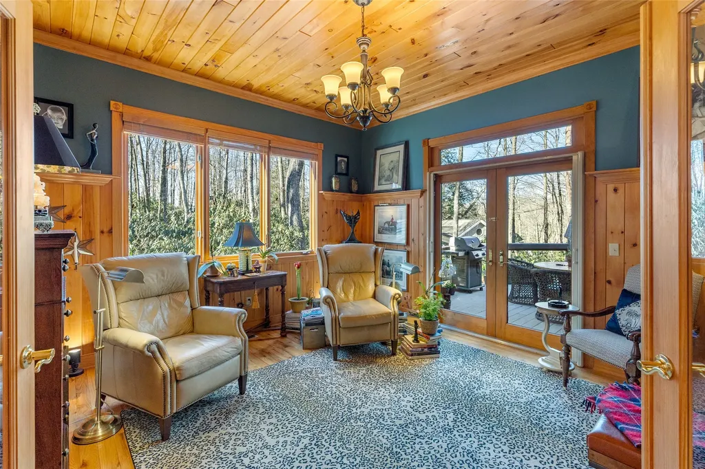 106 Garnet Rock Trail Highlands NC 28741