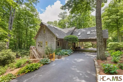 106 Garnet Rock Trail Highlands NC 28741