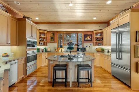 106 Garnet Rock Trail Highlands NC 28741