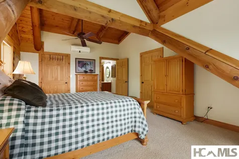 832 Dunloggin Road Cullowhee NC 28723