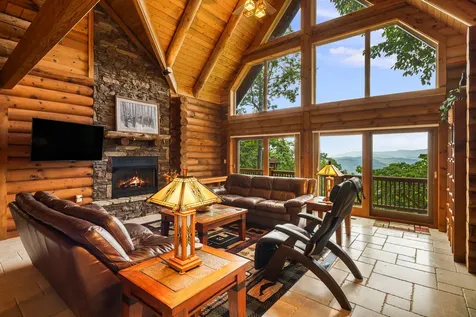 832 Dunloggin Road Cullowhee NC 28723