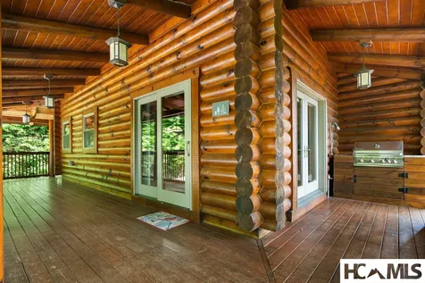 832 Dunloggin Road Cullowhee NC 28723